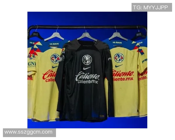 足球明星长袖球衣设计风潮揭秘时尚与运动的完美结合 足球明星长袖球衣设计风潮揭秘时尚与运动的完美结合