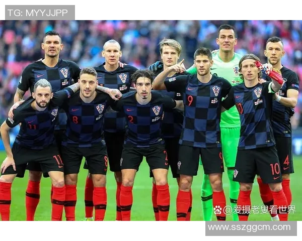 我拥有八位世界顶级足球球星的全能阵容